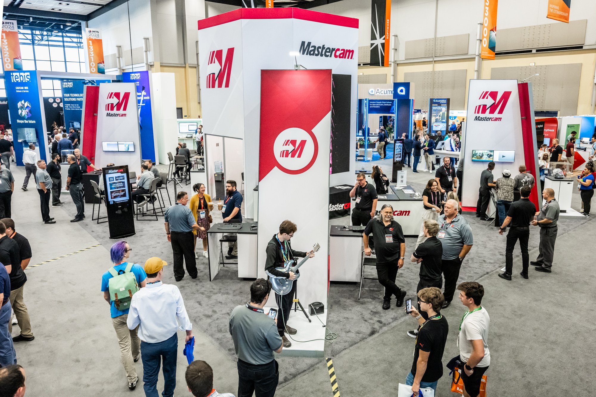 Mastercam custom booth by Skyline