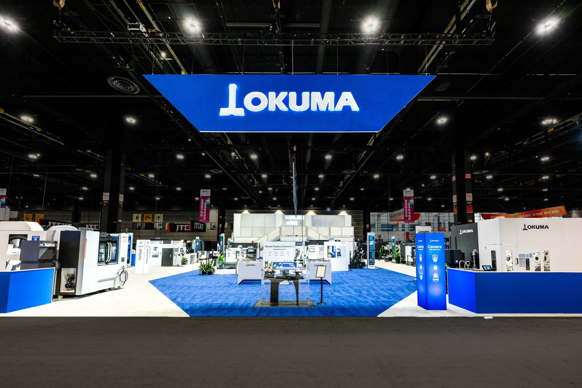 Okuma custom tradeshow booth