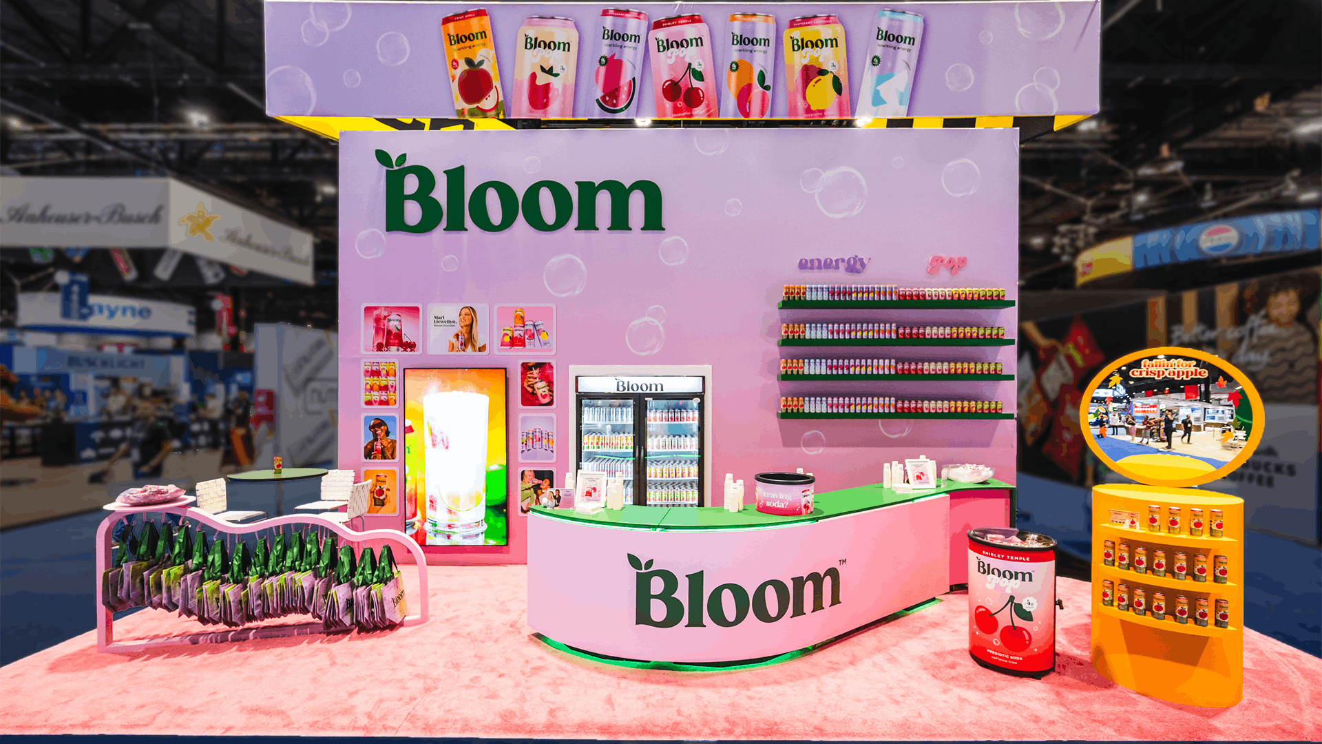 Bloom Nutrition tradeshow booth