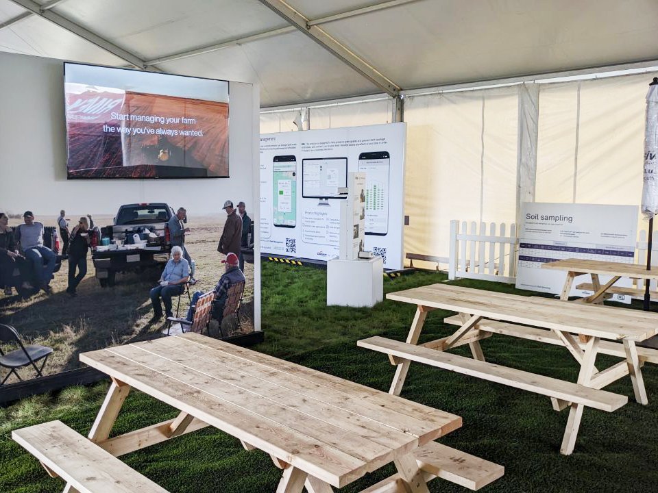 Decisive Farming by TELUS Agriculture (Langham - Outdoor 40x170)-01